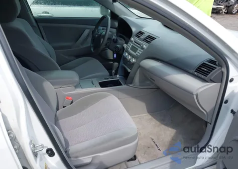 2010 Toyota Camry Le V6 from USA, damaged, VIN 4T1BK3EK8AU604173